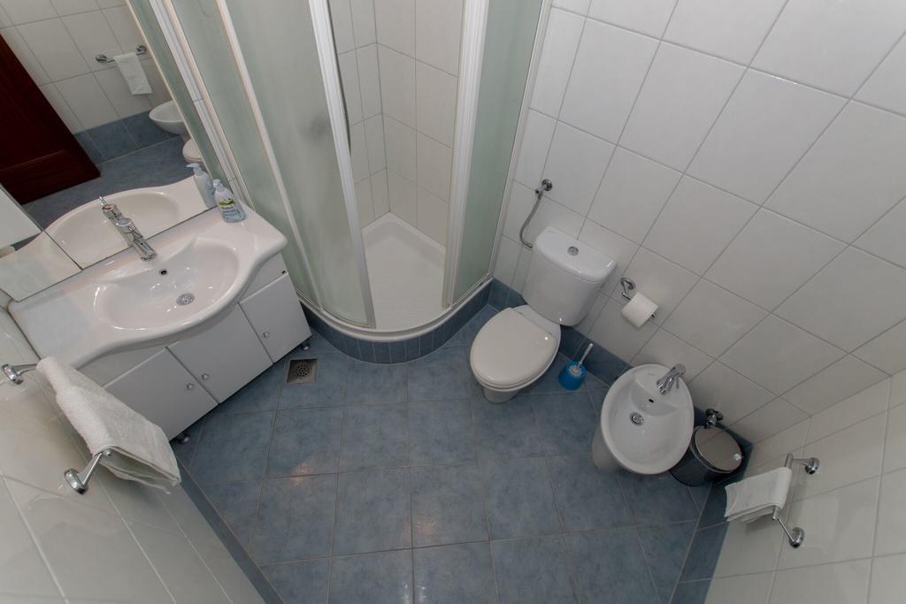 מאקרסקה Apartman Niki מראה חיצוני תמונה