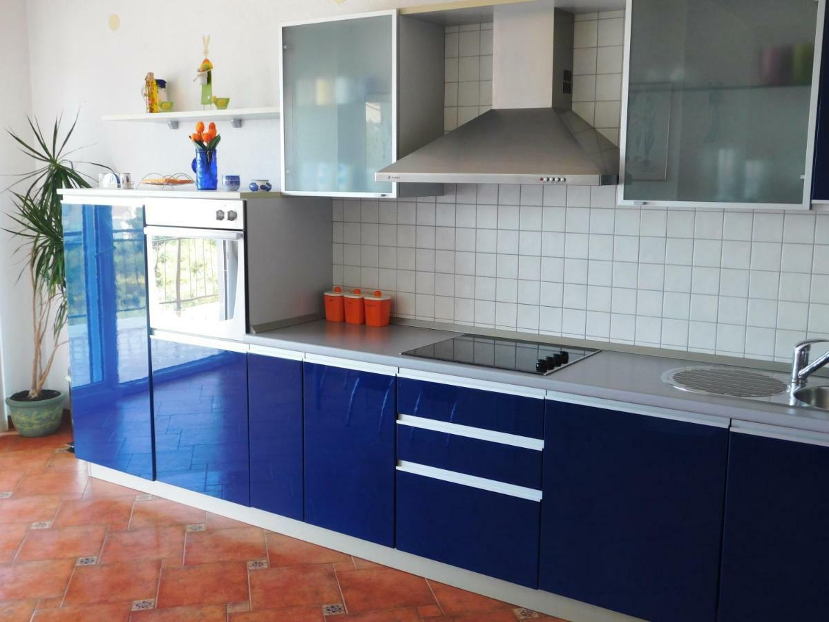 מאקרסקה Apartman Niki מראה חיצוני תמונה